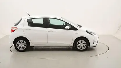 Usata Toyota Yaris Hybrid Business Edition 101 CV (74 kW) 2018 Utilitaria