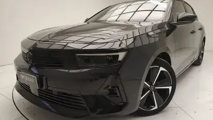 Usata Opel Astra S 131 CV (96 kW) 2025 Nero Utilitaria