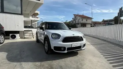 Second-hand Mini Cooper D Countryman Hype 150 CP (110 kW) 2020 Alb SUV