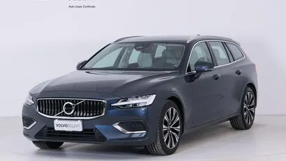 Blu Usata 2023 Volvo V60 Plus Station wagon | 35.900 € (Molto cara)