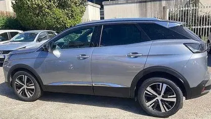 Grigio Usata 2021 Peugeot 3008 GT-line SUV | 22.550 € (Buon prezzo)