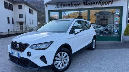 Usata Seat Arona Style 110 CV (80 kW) 2022 Bianco SUV