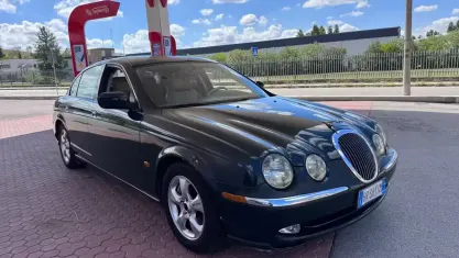 Usata Jaguar S-Type R 238 CV (175 kW) 2001 Verde Berlina