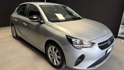 Usata Opel Corsa Edition 75 CV (55 kW) 2023 Argento metallizzato Utilitaria