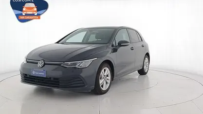Usata VW Golf Life 131 CV (96 kW) 2023 Berlina