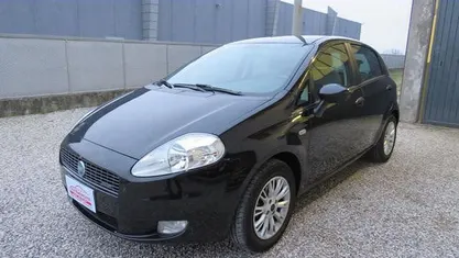 Nero Usata 2007 Fiat Grande Punto Due volumi | 3500 € (Cara)