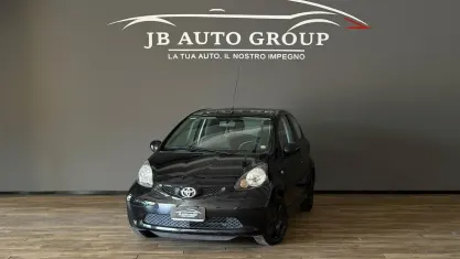 Usata Toyota Aygo 68 CV (50 kW) 2007 Nero Utilitaria