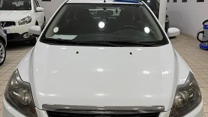 Usata Ford Focus 109 CV (80 kW) 2010 Bianco Berlina