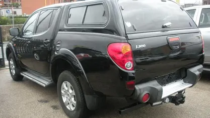 Usata Mitsubishi L200 137 CV (100 kW) 2011 Pick-up