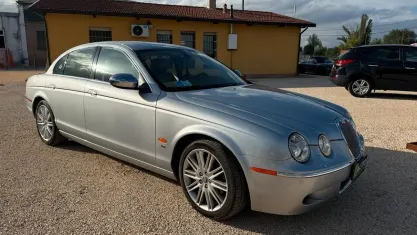Usata Jaguar S-Type Executive 207 CV (152 kW) 2007 Grigio Berlina
