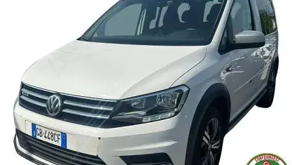 Usata VW Caddy 122 CV (89 kW) 2020 Bianco Monovolume