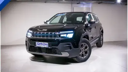 Nuova Jeep Avenger Longitude 101 CV (74 kW) 2026 Nero vulcano SUV