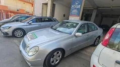Usata 2003 Mercedes E270 Avantgarde Tre volumi | 6500 € (Buon prezzo)