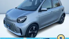 Argento metallizzato Usata 2021 Smart ForFour Electric Drive Passion Tre volumi | 14.300 € (Buon prezzo)
