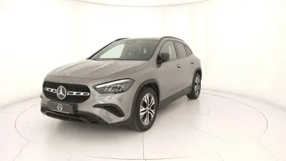Usata Mercedes GLA180 Advanced Plus 116 CV (85 kW) 2024 Grigio SUV