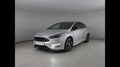 Grigio Usata 2016 Ford Focus ST-Line Tre volumi | 10.800 € (Buon prezzo)