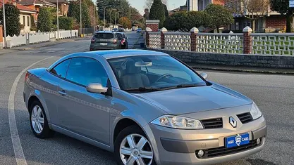 Grigio Usata 2006 Renault Mégane II Luxe Cabrio | 2999 € (Ottimo prezzo)