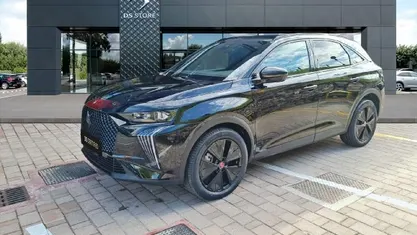 Usata 2025 DS Automobiles DS7 Crossback Performance Line Plus SUV | 41.800 € (Super prezzo)