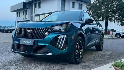 Usata Peugeot 2008 Allure 131 CV (96 kW) 2025 SUV
