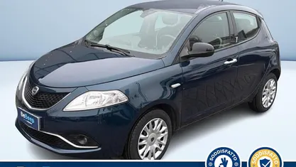 Usata 2016 Lancia Ypsilon Silver Due volumi | 9100 € (Buon prezzo)