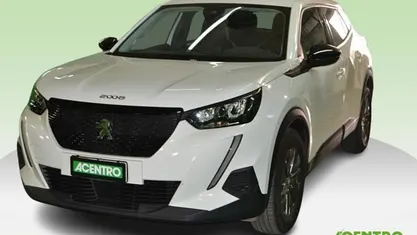 Usata Peugeot 2008 Active 101 CV (74 kW) 2022 Bianco SUV