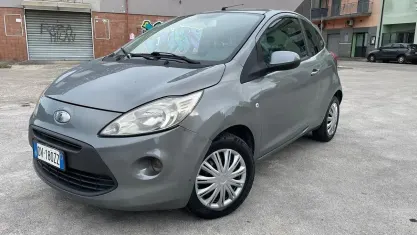 Usata Ford Ka Titanium 69 CV (50 kW) 2010 Grigio Utilitaria
