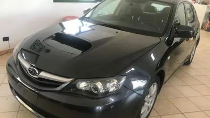 Nero Usata 2011 Subaru Impreza Comfort Tre volumi | 8600 € (Buon prezzo)
