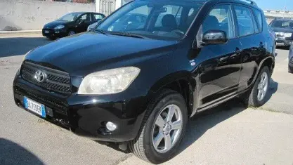 Usata Toyota RAV4 Sol 136 CV (100 kW) 2006 Nero SUV