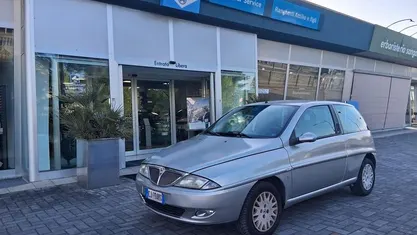 Usata Lancia Ypsilon 60 CV (44 kW) 2003 Other Utilitaria