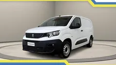 Bianco / pastello Usata 2021 Peugeot Partner Premium Monovolume | 13.950 € (Buon prezzo)