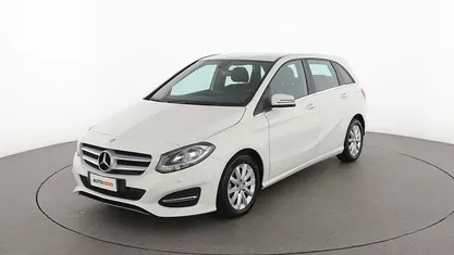 Usata Mercedes B180 110 CV (80 kW) 2016 Bianco Monovolume