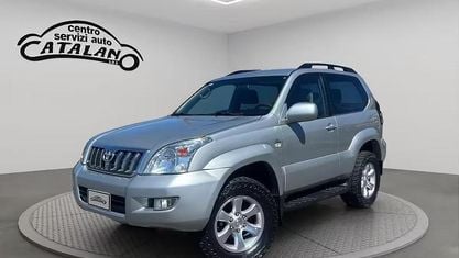 Usata Toyota Land Cruiser Sol 163 CV (119 kW) 2003 Argento SUV