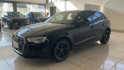 Käytetty Audi A3 115 HP (84 kW) 2018 Musta Sedan