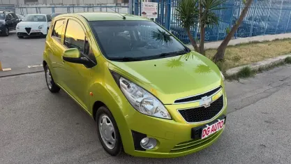 Usata Chevrolet Spark 68 CV (50 kW) 2012 Verde Utilitaria