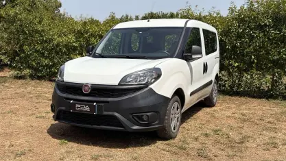 Usata Fiat Doblò 95 CV (69 kW) 2019 Bianco Monovolume
