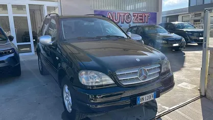 Usata Mercedes ML270 163 CV (119 kW) 2001 SUV