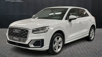 Usata Audi Q2 Business 116 CV (85 kW) 2018 Bianco SUV