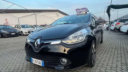 Nero Usata 2016 Renault Clio GrandTour Station wagon | 6990 € (Buon prezzo)