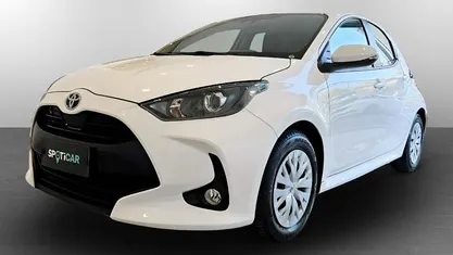 Usata Toyota Yaris Hybrid Business Edition 92 CV (67 kW) 2023 Berlina