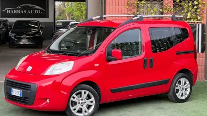 Usata Fiat Qubo Trekking 75 CV (55 kW) 2010 Rosso Monovolume