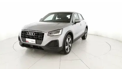 Usata Audi Q2 Admired 116 CV (85 kW) 2022 Argento SUV
