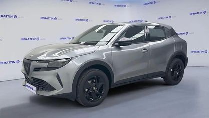 Nuova Alfa Romeo Junior 145 CV (106 kW) 2025 Gray SUV