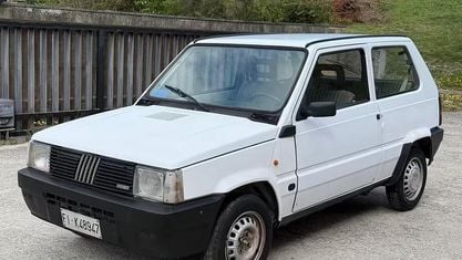 Usata Fiat 750 34 CV (25 kW) 1990 Bianco Berlina