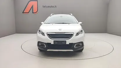 Bianco Usata 2016 Peugeot 2008 Allure SUV | 9890 € (Buon prezzo)