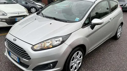 Usata Ford Fiesta Titanium 60 CV (44 kW) 2013 Berlina