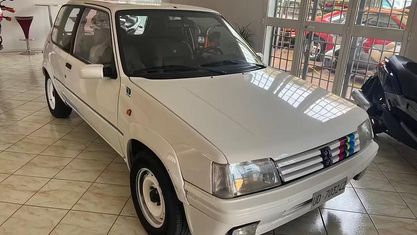 Usata Peugeot 205 101 CV (74 kW) 1989 Bianco Berlina