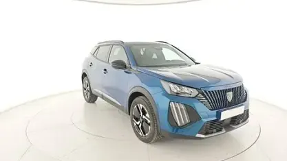 Usata Peugeot 2008 Allure 101 CV (74 kW) 2025 Blu SUV