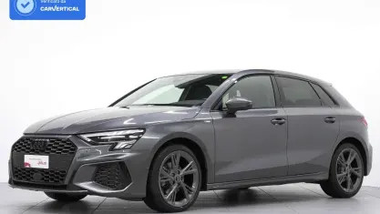 Begagnad Audi A3 S-Line 150 HK (110 kW) 2023 Grå Sedan