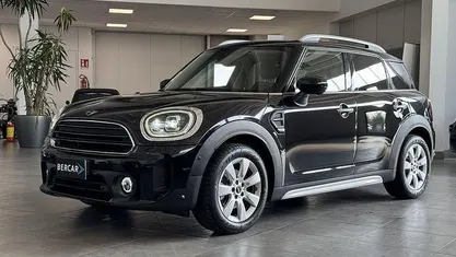 Usata Mini One Countryman Business 102 CV (75 kW) 2022 Nero SUV