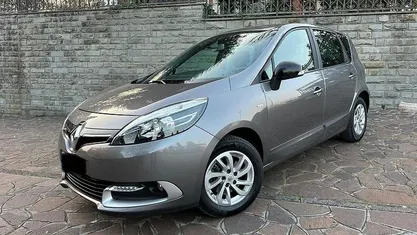 Usata Renault Scénic III LIMITED 110 CV (80 kW) 2014 Grigio Monovolume